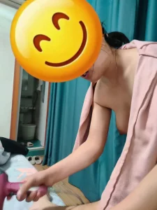 老婆居家写真带操嘴视频